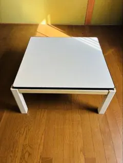 【新品・未使用】　ダイニングテーブル　75×75　ホワイト 新品・未使用】 ダイニングテーブル 75×75 ホワイト