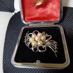 Item thumbnail for item 6e4c1fc0-cbfc-4c3b-abc2-b496f643ddc4