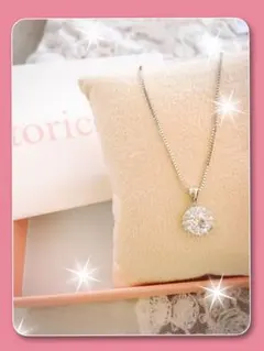 スワロフスキー　アクセサリー　ネックレス