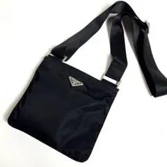 【極上美品✨】プラダ ショルダーバッグ サコッシュ 三角ロゴ ナイロン 黒