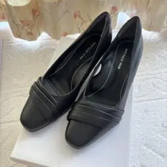 新品 ブラック パンプス 22㎝