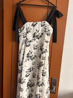 グレイル　ロングピース　リボン　ホワイト　サイズ　フリーサイズ