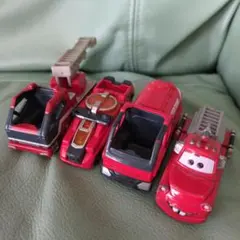 トミカ ミニカー 4台セット 赤