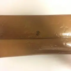 ルイヴィトン 長財布 ヴェルニ ベージュ