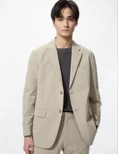 感動ジャケット/パンツ セットアップ　 Mサイズ　ベージュ