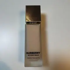 BURBERRYBEYOND WEAR PERFECTING MATTE30mlのサムネイル