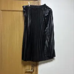 GU 黒 プリーツスカート Mサイズ
