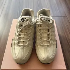 Item thumbnail for item 73ea03de-6906-4c20-9244-e39f50440dfe