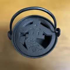 南部鉄製灰皿　平泉中尊寺金色堂