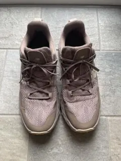 nonnative × NewBalanceのサムネイル