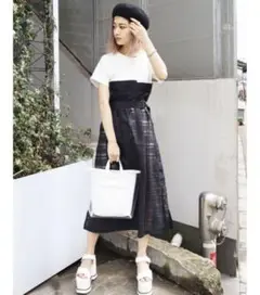 【極美品】EMODA　ウエストシェイプドッキングワンピース