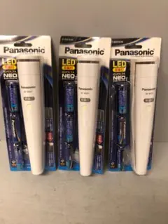 2個 Panasonic LEDランタン BF-AL02K-W 電池付き - メルカリ