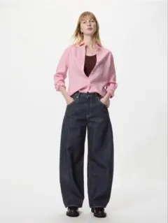 【新品】ユニクロ バギーカーブジーンズ 27サイズ