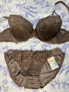 Item thumbnail for item d7383d90-ac42-4212-b573-47350338248d