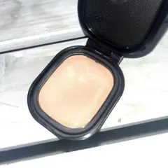 COVERMARK　フローレスフィットファンデーション FR10のサムネイル