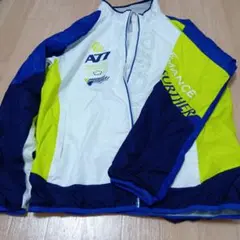 【値下げしました!】アシックス ウィンドブレーカー ホワイト/イエロー/ブルー