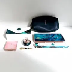 2025年最新】花西子 メイクボックスの人気アイテム - メルカリ