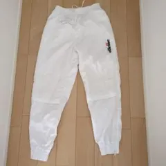 ellesse ホワイトスポーツパンツ シャカパン 裏地メッシュ テニスウェア