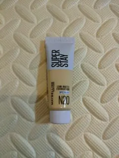 メイベリン　ルミマットリキッドファンデーション　N20 試供品