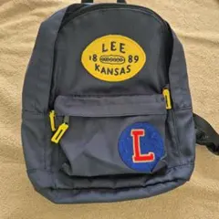 LEE 刺繍パッチ付きグレーリュック