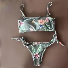 ROXY フローラルプリント セパレート水着