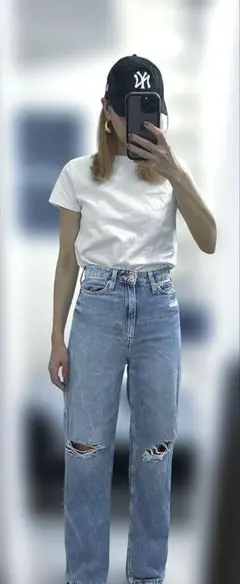 H&M ハイウエストデニム　34のサムネイル