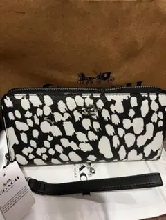 COACH アニマルプリント 長財布