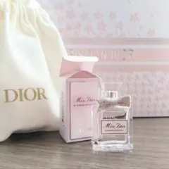 Dior ミスディオール ブルーミングブーケ ミニチュア