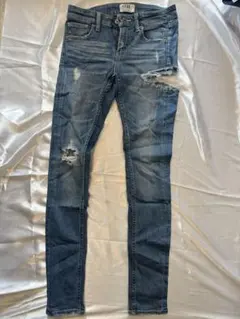 GYDA SIDE RIPPED スキニーデニム