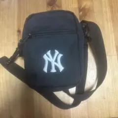 ニューヨーク・ヤンキース ロゴバッグ 黒