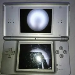 任天堂DS lightと充電器