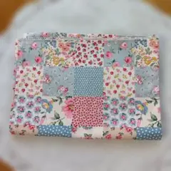 パッチワーク柄 綿生地 花柄