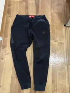 NIKE テックフリース下