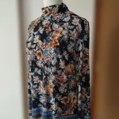 whaoscouture花柄　イタリア製長袖タートルカットソー大きめ