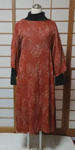 正絹着物リメイクワンピース花柄オレンジ（ウエストリボン-スヌード付き）お値引き可