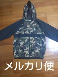 adidas 迷彩フード付きジャケット