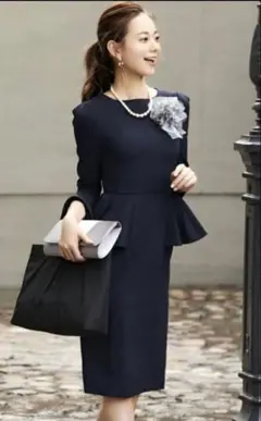 ルイルエブティック ペプラム セレモニー ワンピース　ネイビー　卒業式　卒園式