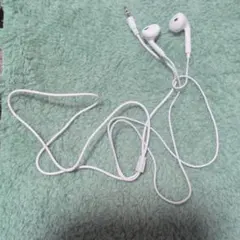 ホワイト 有線イヤホン 3.5mmジャック