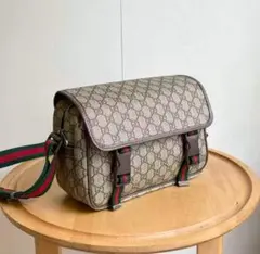 GUCCI GGスプリーム ショルダーバッグ