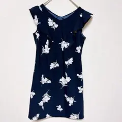 ビーラディエンス　花柄ワンピース フリーサイズ　ノースリーブ ネイビー フリル