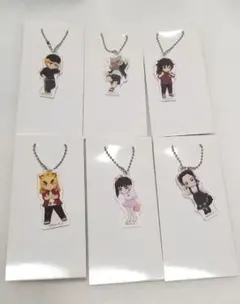 鬼滅　ローソン　アクリルキーホルダー　私服