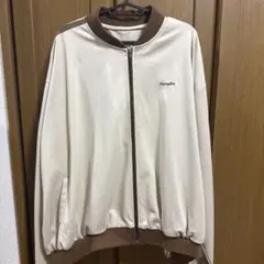 Perushu ベージュ ジップアップジャケット