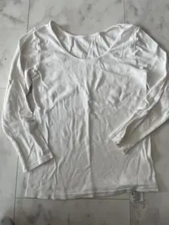 白長袖Tシャツ
