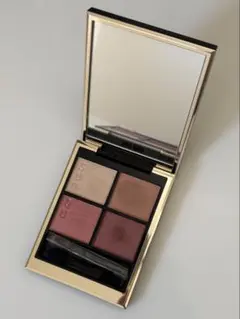 SUQQU　純撫子　シグニチャーカラーアイズ　04