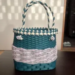 ターコイズブルー編み込みかごバッグ　14