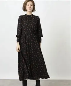 【未使用品】grove 花柄フレア袖ワンピース Mサイズ