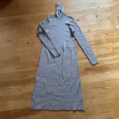 UNIQLO リブタートルネックワンピース グレー