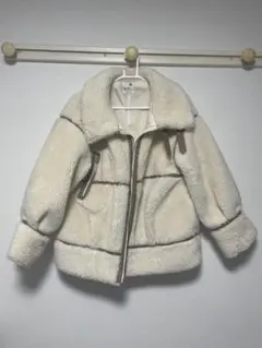 アイボリーボアジャケット