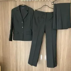 美品13号ジャケット、パンツ、スカート3点セットスーツ