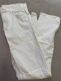 UNIQLO ホワイトデニムパンツ ストレート